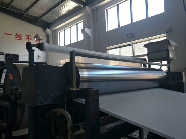 ��Ĥ����